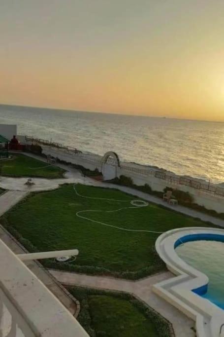Panorama Apartment With A Charming Sea View Near Alexandria And Burg Elarab Intl Airport With Free Wifi شقة باطلالة ساحرة على البحر اول الساحل الشمالي Luaran gambar