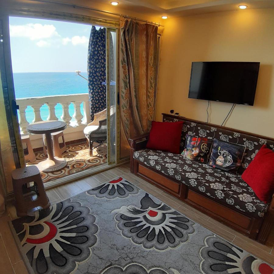 Panorama Apartment With A Charming Sea View Near Alexandria And Burg Elarab Intl Airport With Free Wifi شقة باطلالة ساحرة على البحر اول الساحل الشمالي Luaran gambar