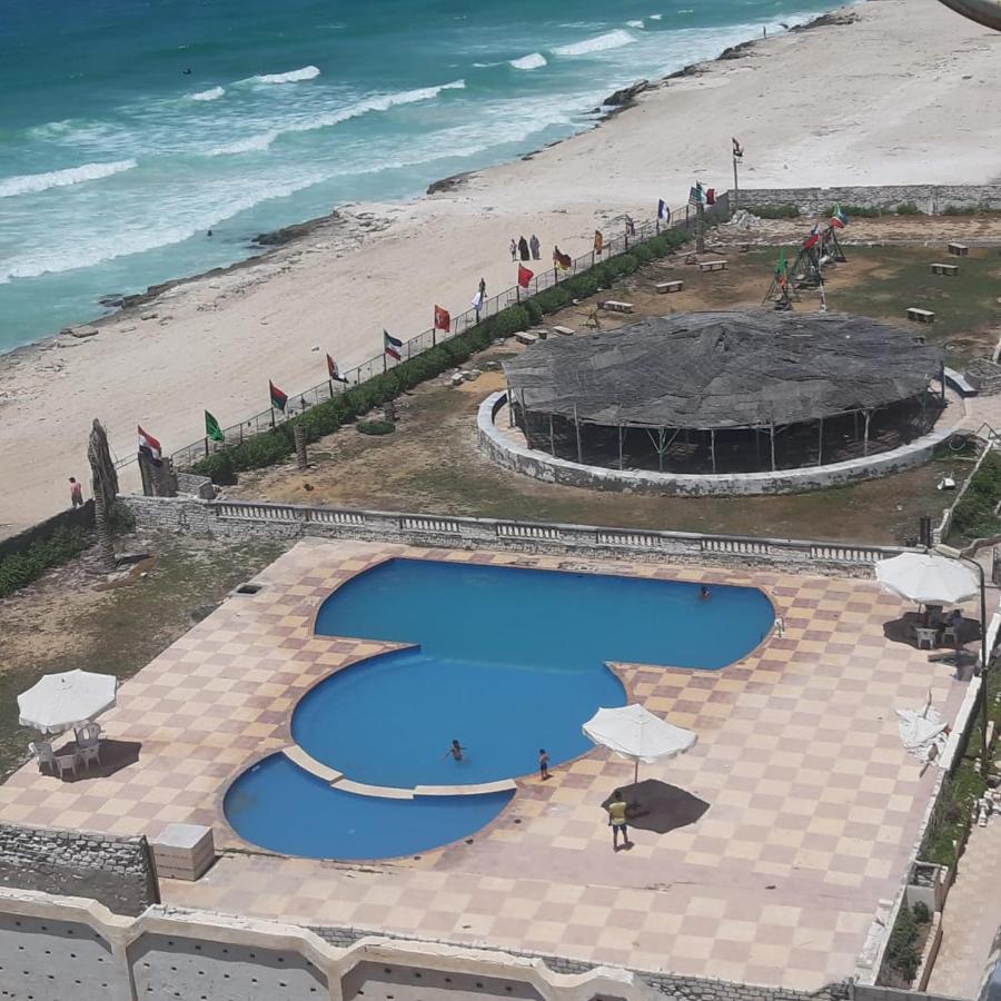 Panorama Apartment With A Charming Sea And Swimming Pool View Near Alexandria With Free Wifi شقة باطلالة ساحرة على البحر وحمام السباحة Luaran gambar