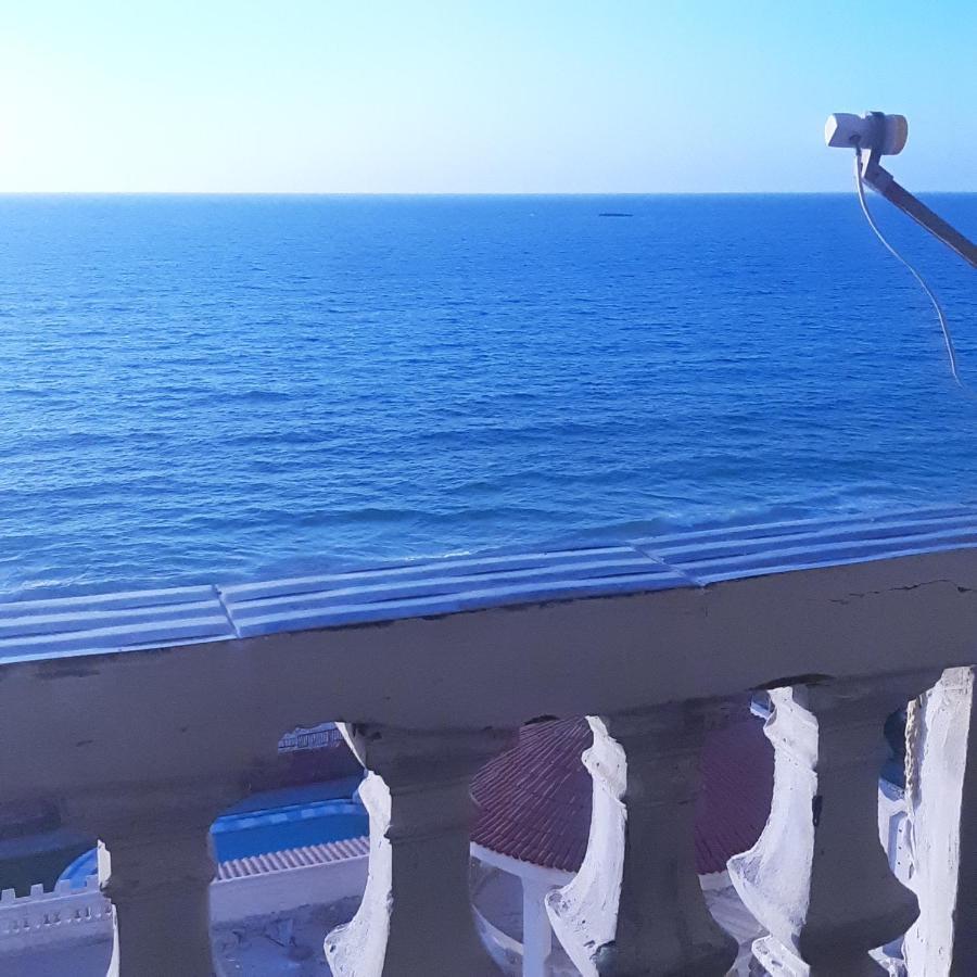 Panorama Apartment With A Charming Sea View Near Alexandria And Burg Elarab Intl Airport With Free Wifi شقة باطلالة ساحرة على البحر اول الساحل الشمالي Luaran gambar