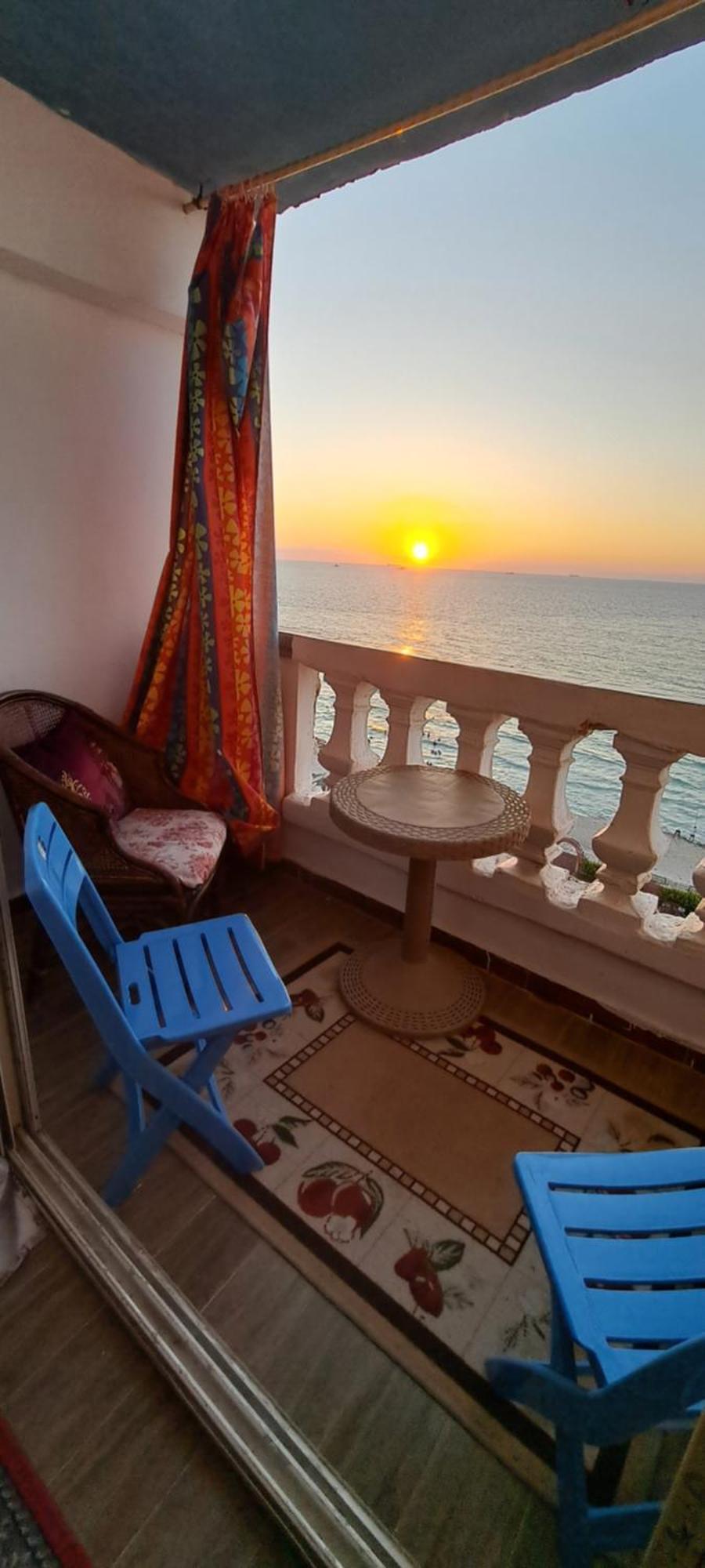 Panorama Apartment With A Charming Sea View Near Alexandria And Burg Elarab Intl Airport With Free Wifi شقة باطلالة ساحرة على البحر اول الساحل الشمالي Luaran gambar